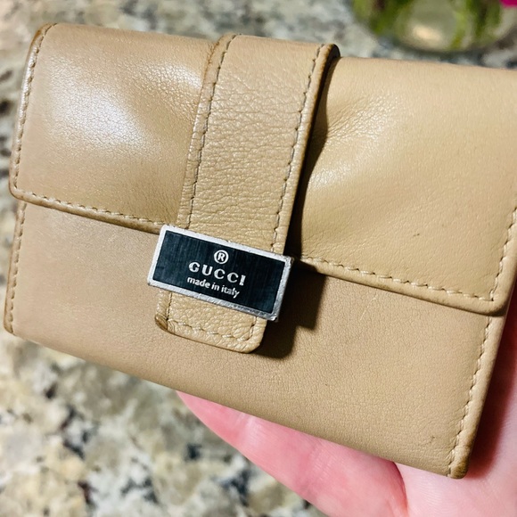 GUCCI Tan Leather Key Wallet 💯 AUTHENTIC - Picture 3 of 15